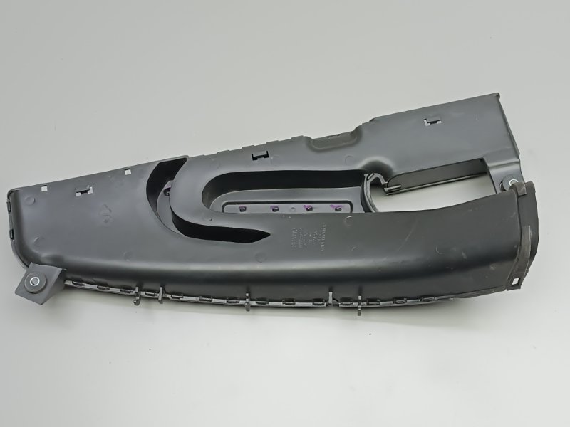 Воздухозаборник Geely Monjaro 2.0 Воздухозаборник Geely Monjaro 2.0