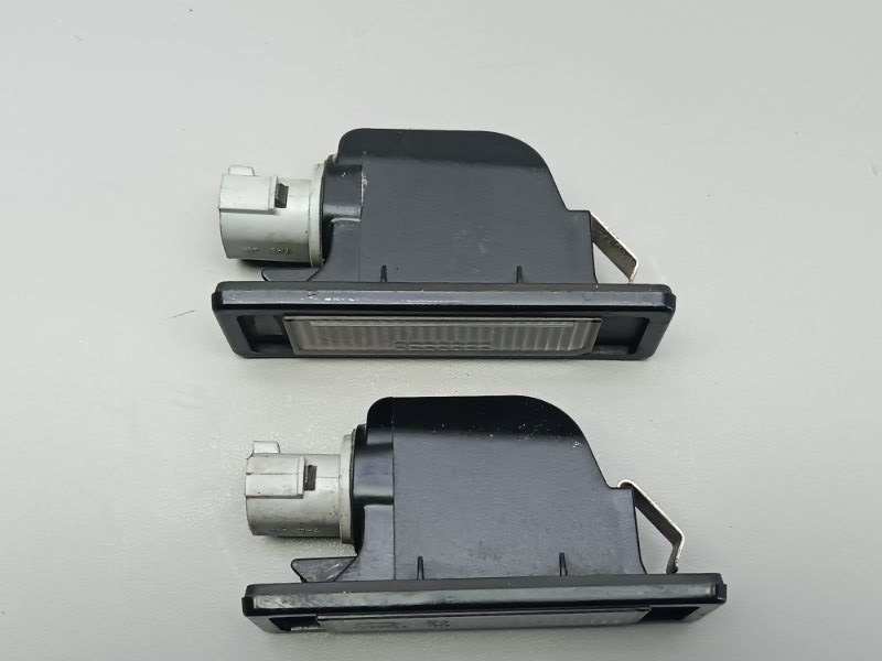 Подсветка номера Geely Coolray