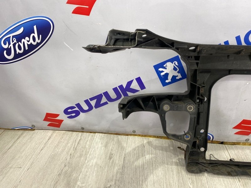 Рамка радиатора TT 2002 8N