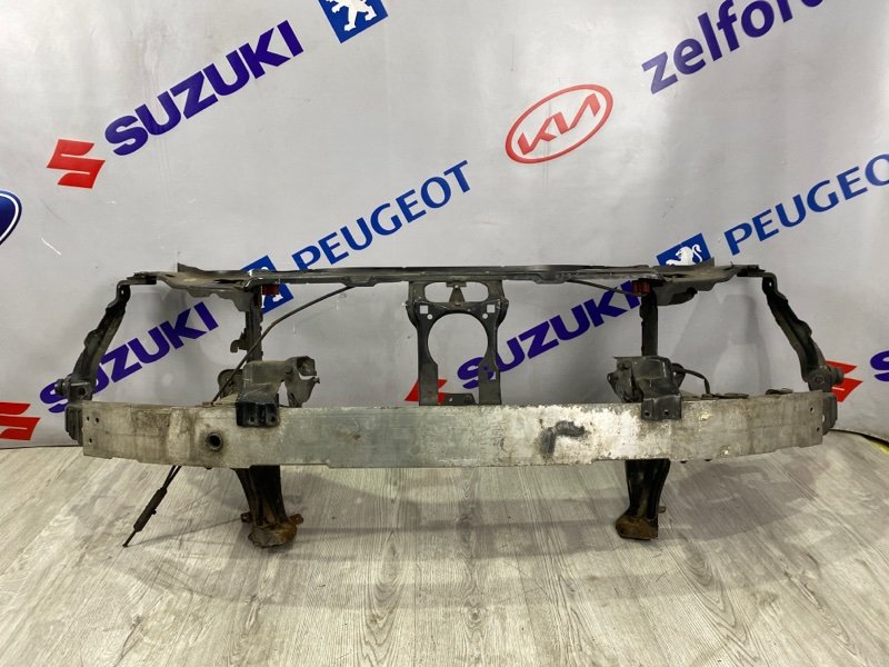 Рамка радиатора E-class 2005 W211