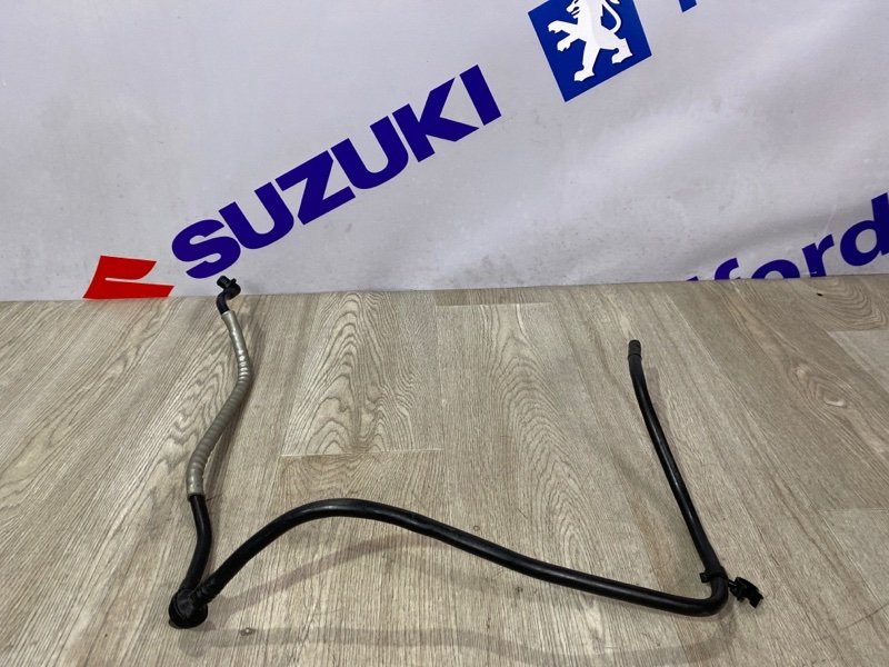 Трубка вакуумная FOCUS 2 2009 SHDA