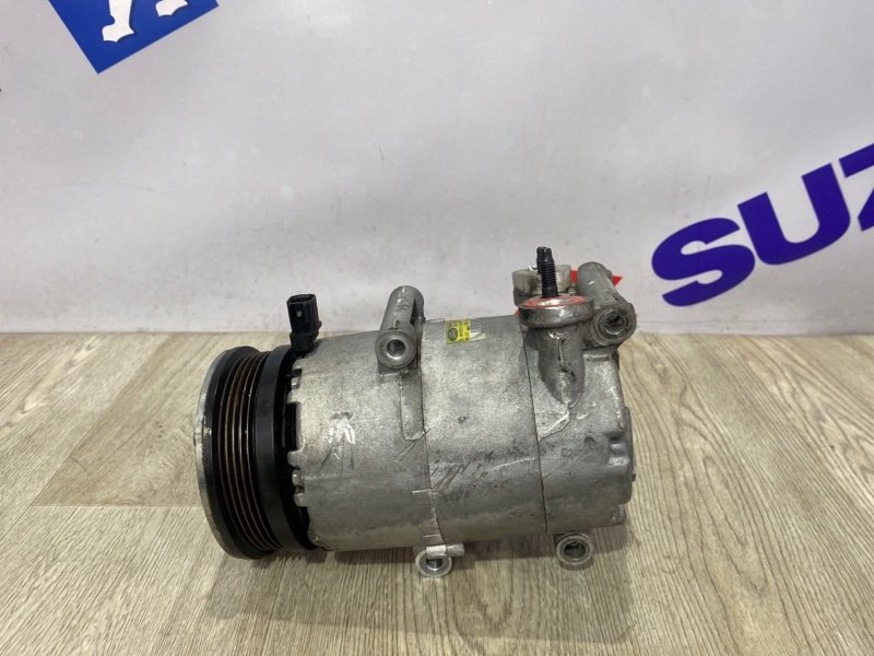 Компрессор кондиционера FORD FOCUS 3 PNDA