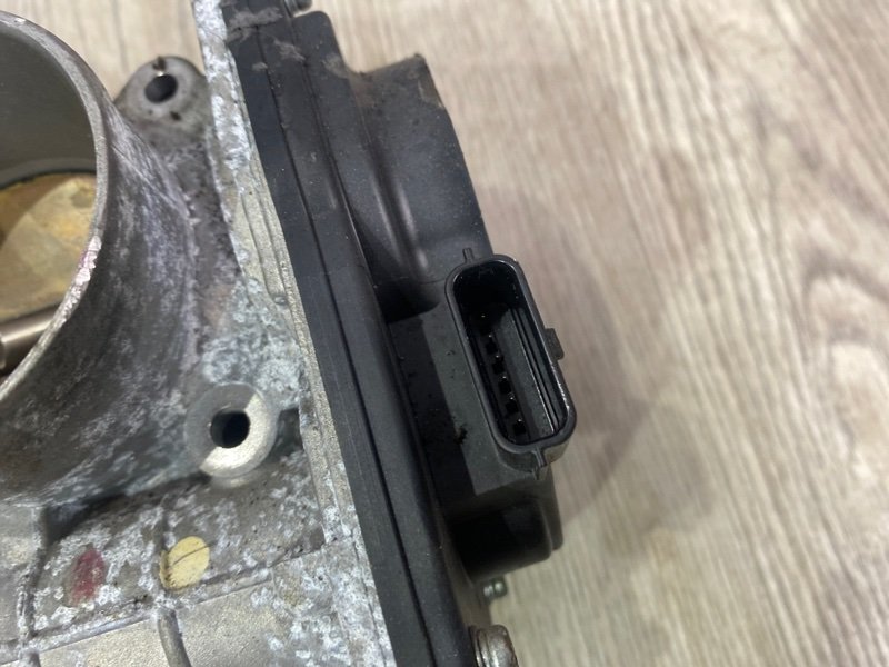 Дроссельная заслонка LEGACY 2007 EJ204