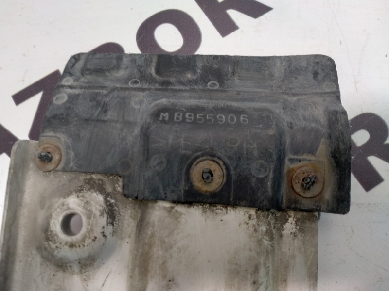 Защита двигателя RVR 1995 N23W 4G63