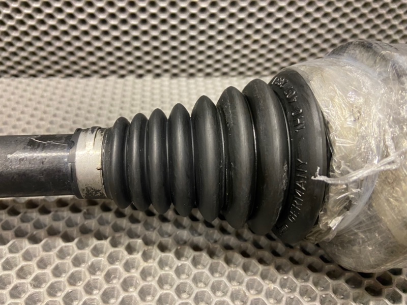 Привод задний левый Volkswagen Tiguan 5N CAW 2.0