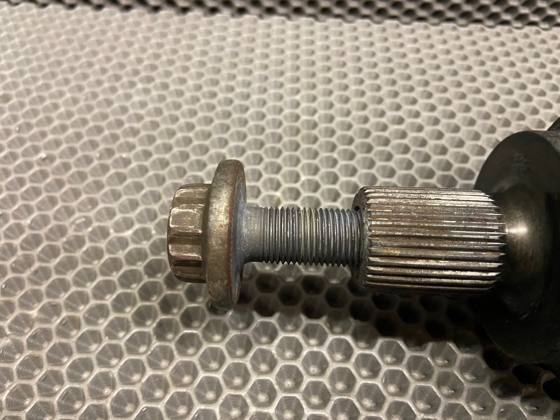 Привод задний левый Tiguan 2010 5N CAW 2.0