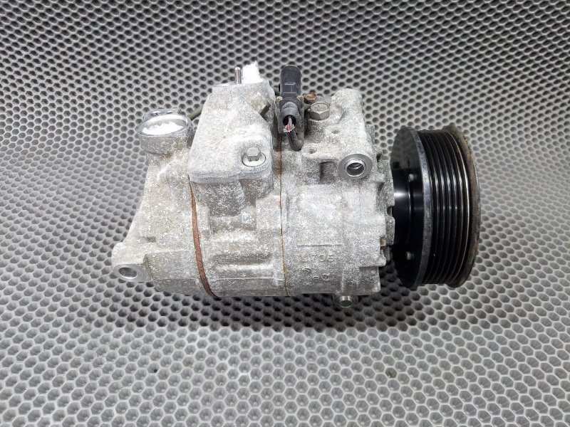 Компрессор кондиционера Touareg 2006 7L BMV 3.2