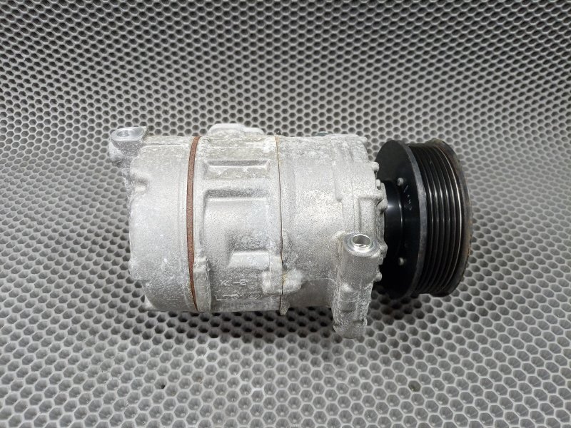 Компрессор кондиционера Touareg 2006 7L BMV 3.2