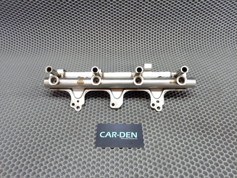 Топливная рейка Volkswagen Tiguan 2010 5N CAW 2.0 06J133317M контрактная