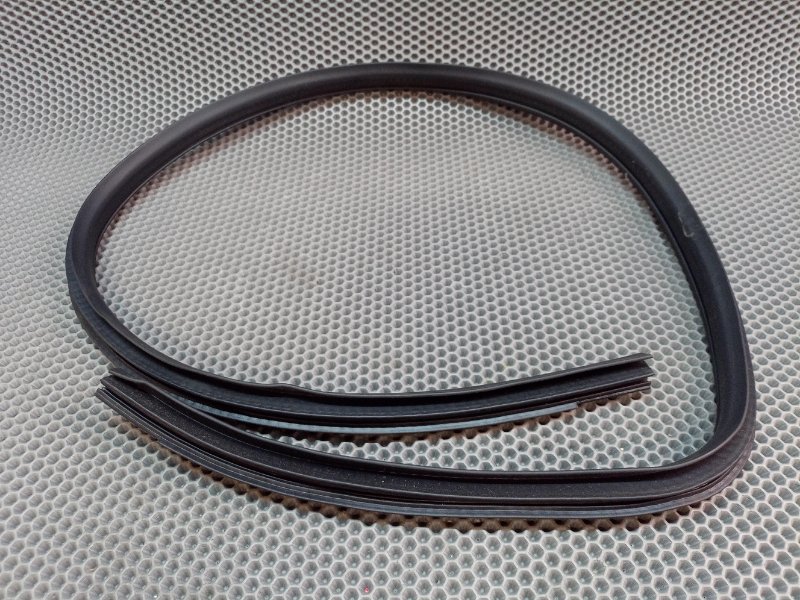 Уплотнитель двери передний правый Caliber 2008 PM ECN 2.0 Уплотнитель двери передний правый Caliber 2008 PM ECN 2.0