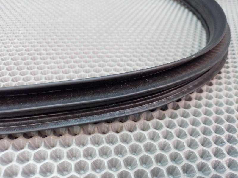 Уплотнитель двери передний правый Caliber 2008 PM ECN 2.0 Уплотнитель двери передний правый Caliber 2008 PM ECN 2.0