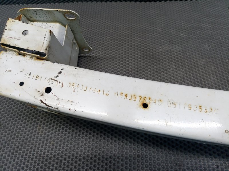 Усилитель бампера передний Compass 2014 MK49 ED3 2.4