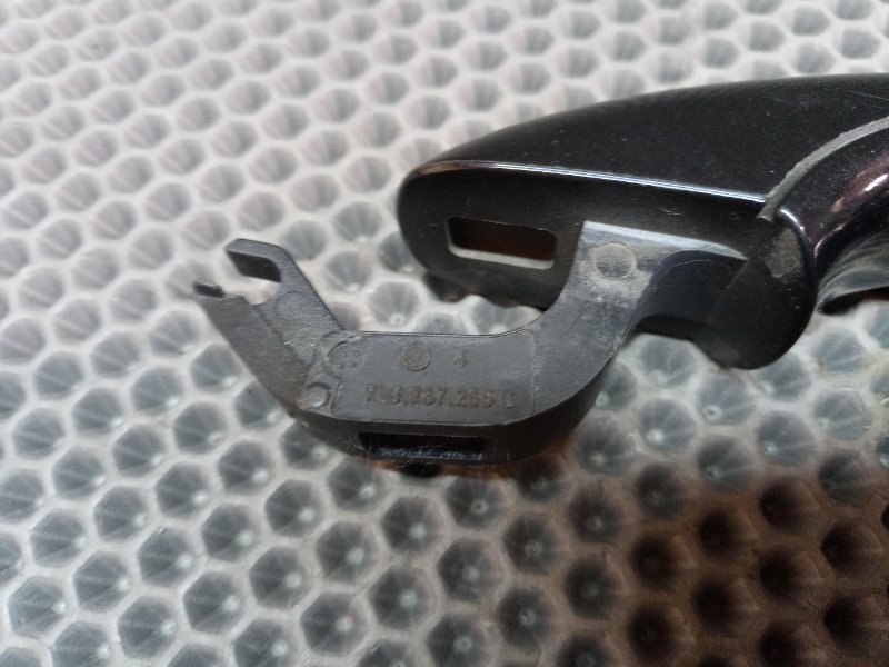 Ручка двери внешняя Touareg 2006 7L BMV 3.2