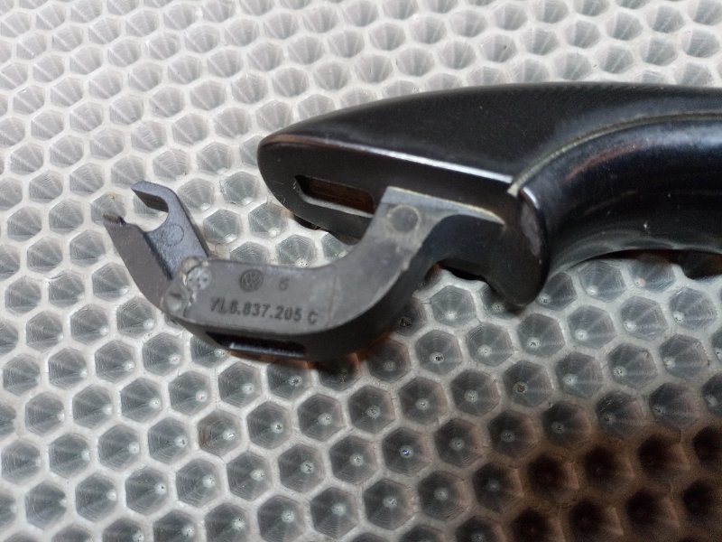 Ручка двери внешняя Touareg 2006 7L BMV 3.2