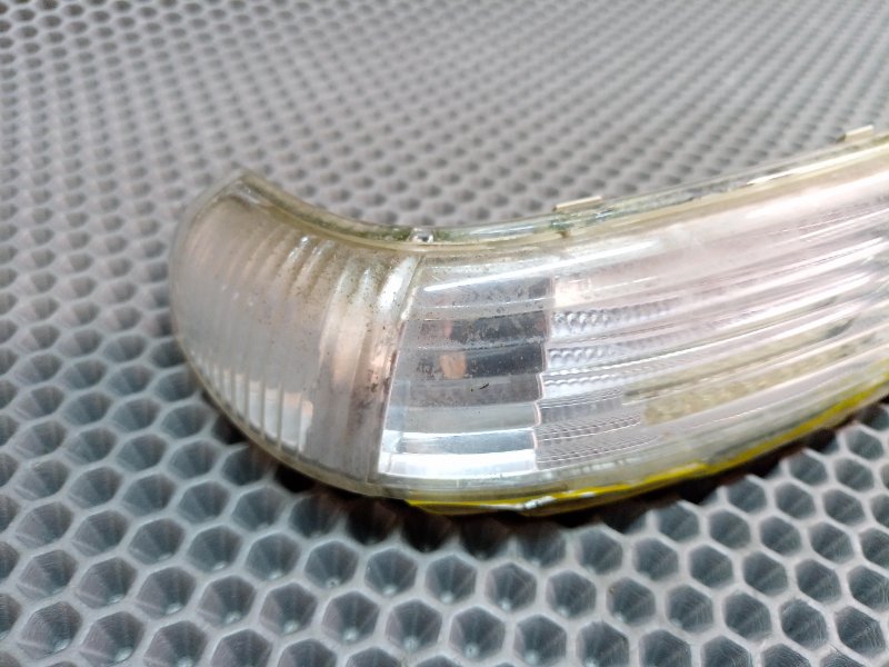 Повторитель поворота в зеркало левый Touareg 2006 7L BMV 3.2