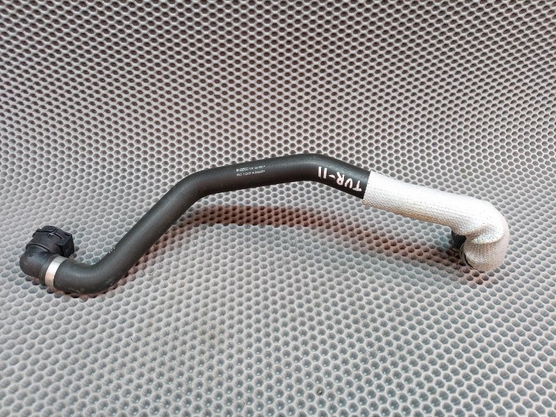 Патрубок отопителя Touareg 2004 7L AZZ 3.2