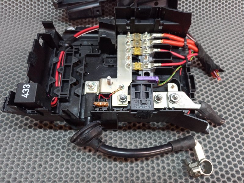 Блок предохранителей Touareg 2006 7L BMV 3.2