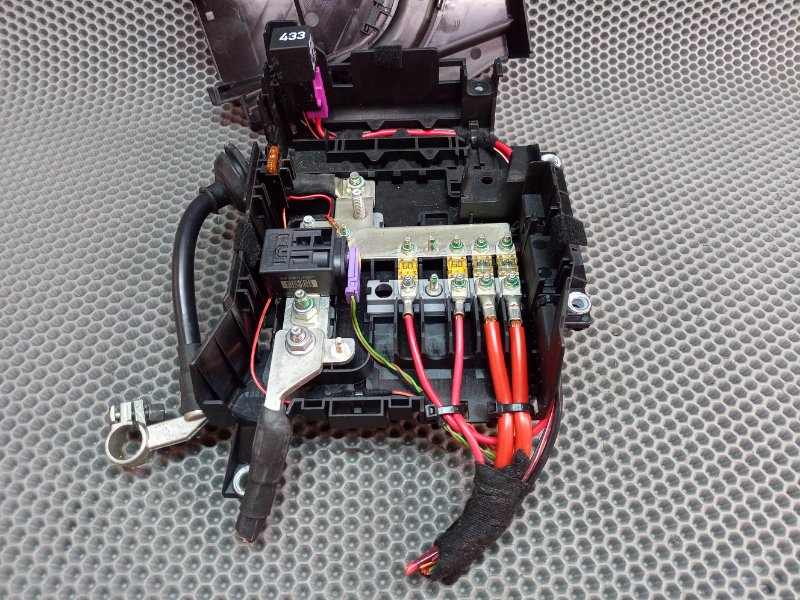 Блок предохранителей Touareg 2006 7L BMV 3.2