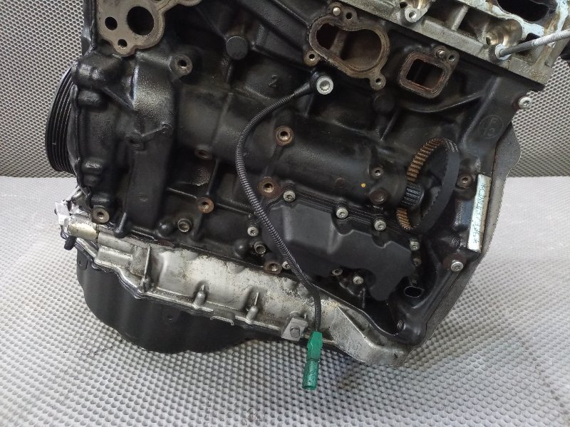 Двигатель Q5 2011 8R CDN 2.0 Двигатель Q5 2011 8R CDN 2.0