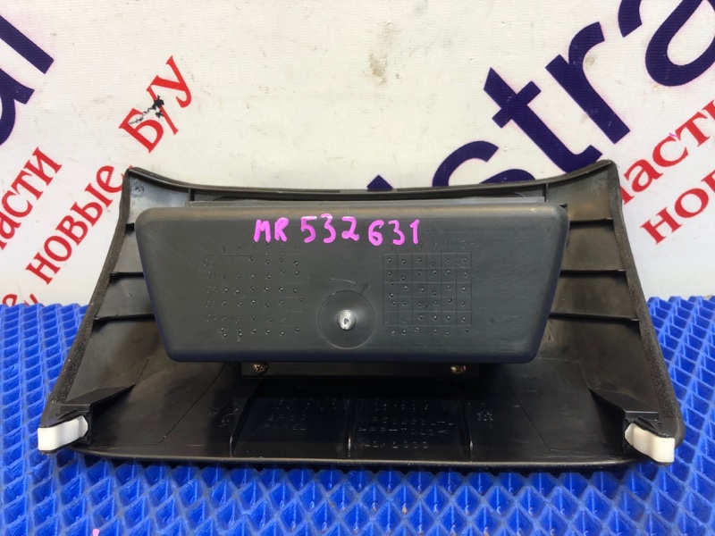 Ящик передней консоли Lancer 2006 CS3A 4G18