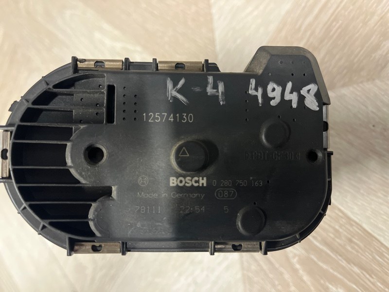 Дроссельная заслонка 9-3 2008 вагон v-6