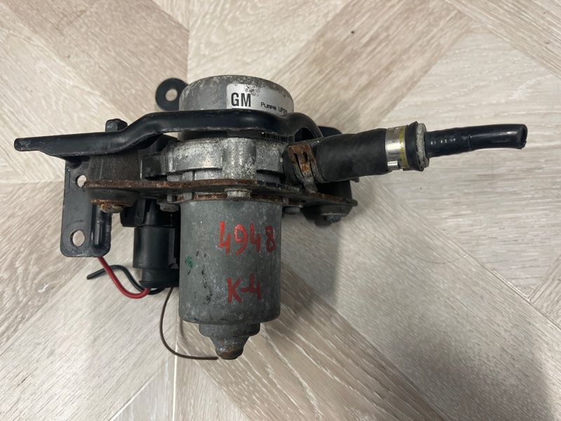 Вакуумный насос тормозов 9-3 2008 вагон v-6