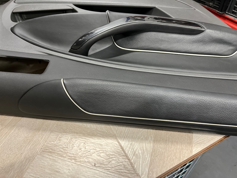 Карта двери передняя левая Kuga CBV 2012 Внедорожный автомобиль 2.5L Duratec-ST (220/225PS) - VI5