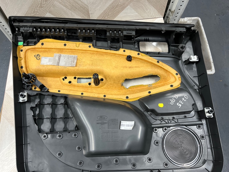 Карта двери передняя правая Kuga CBV 2012 Внедорожный автомобиль 2.5L Duratec-ST (220/225PS) - VI5