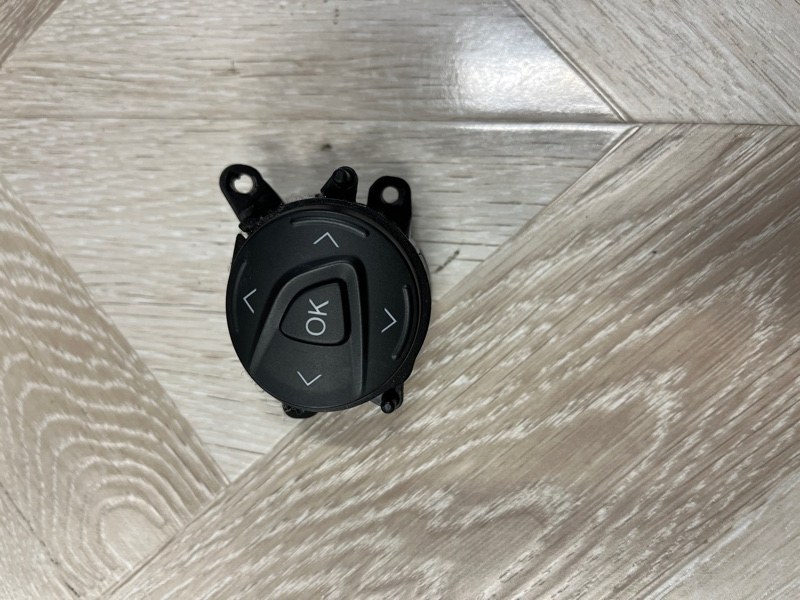Кнопки на руль FORD Kuga CBS 2013 Внедорожный автомобиль 1.6L EcoBoost SCTi 160/182PS-Sigma AM5T-14K147-AA контрактная