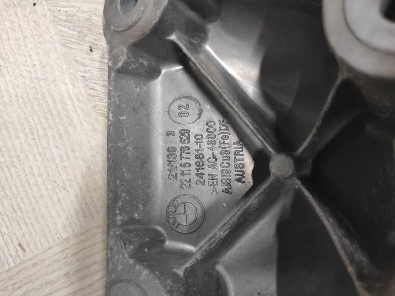 Кронштейн двигателя BMW PG36 Седан N43;
