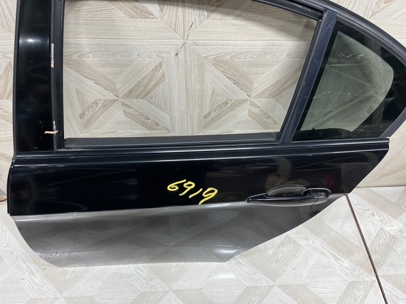 Дверь боковая задняя левая PG36 2011 Седан N43;