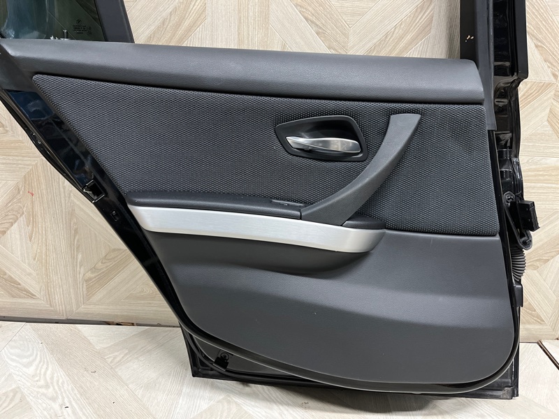 Дверь боковая задняя левая PG36 2011 Седан N43;