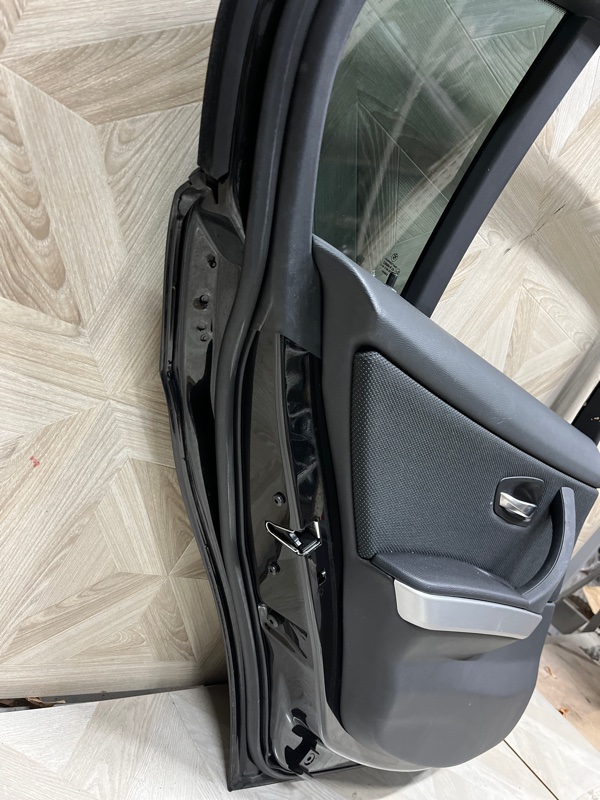 Дверь боковая задняя левая PG36 2011 Седан N43;