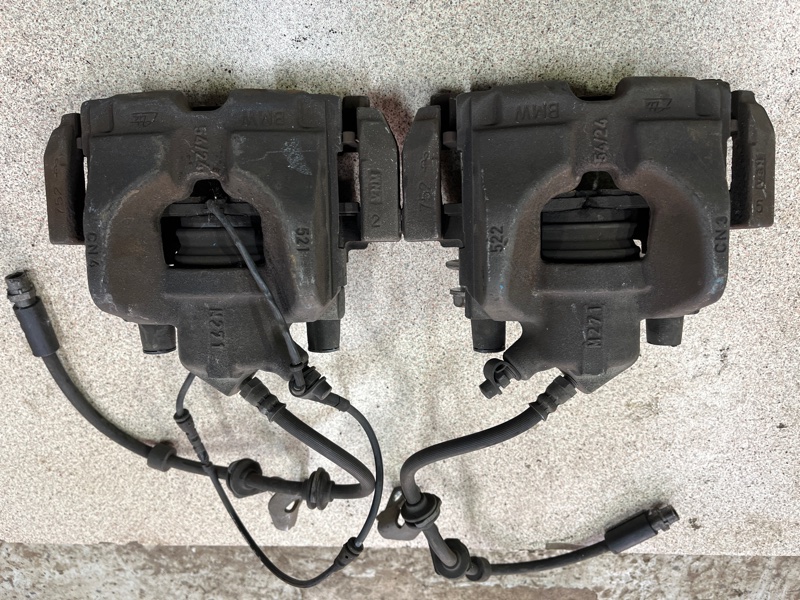 Суппорт тормозной передний BMW PG36 2011 Седан N43; 34116786741 контрактная