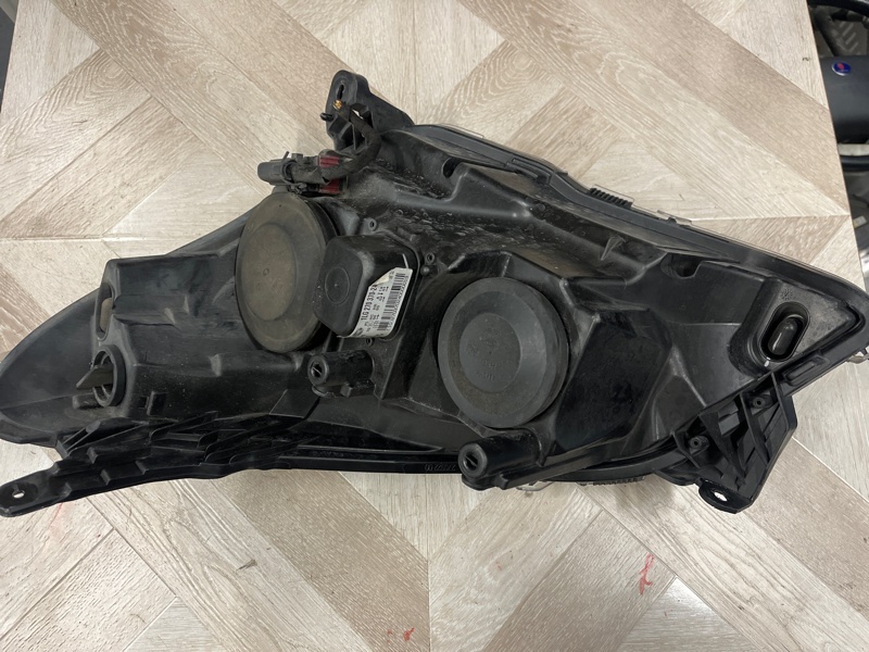 Фара галогеновая передняя правая ASTRA-H 2005 Хэтчбек Z18XE