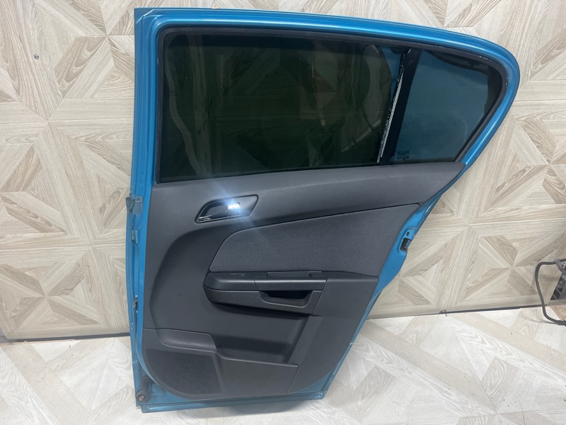 Дверь боковая задняя правая ASTRA-H 2005 Хэтчбек Z18XE