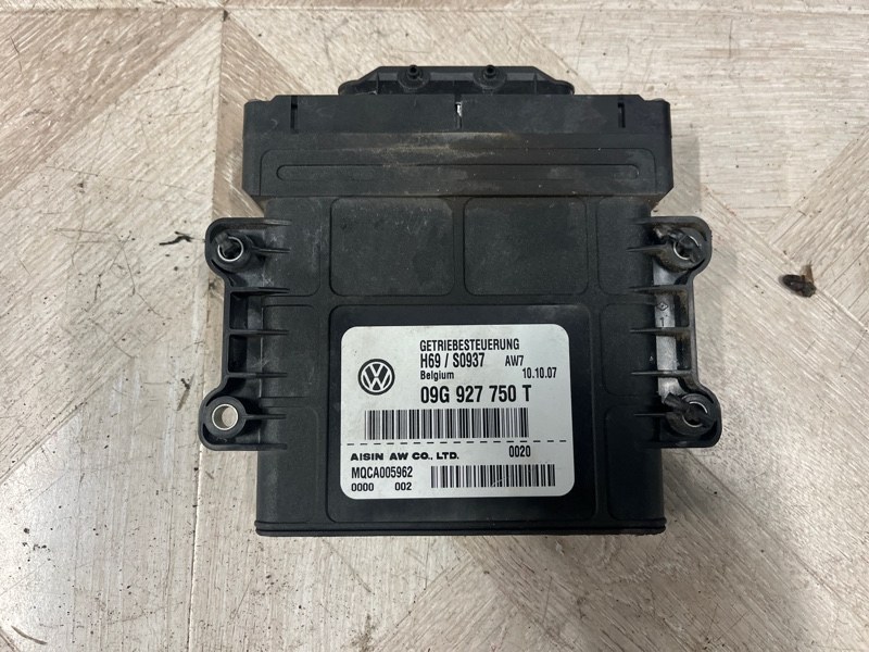 Блок управления АКПП VOLKSWAGEN PASSAT 2008 Седан 09G927750T контрактная