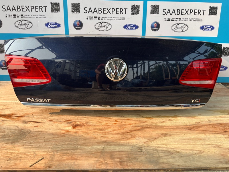 Крышка багажника VOLKSWAGEN PASSAT 3AE827025 контрактная