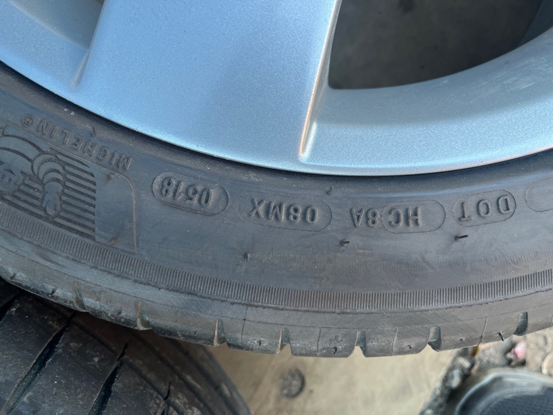 Диски с резиной 9-5 2004 вагон В235R