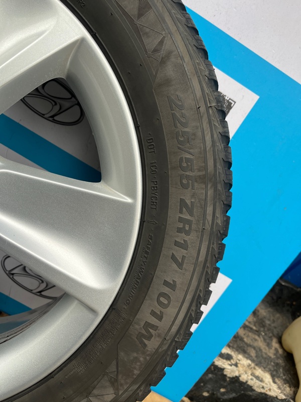 Диски с резиной 9-5 2010 Седан A20NET