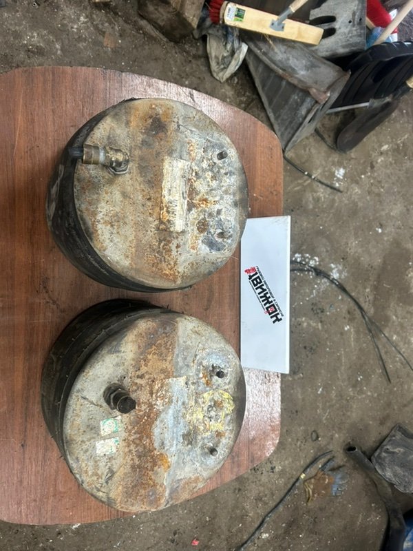 Пневмоамортизатор подвески задний DAF 105 2007 MX 1794420 Б/У