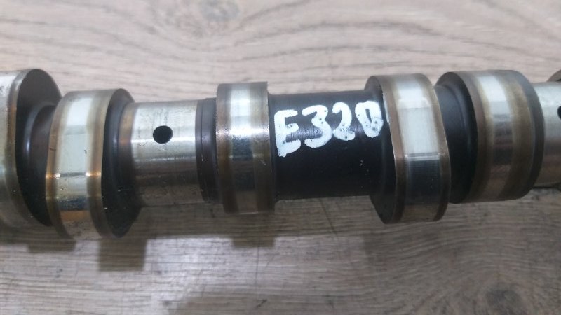 Распредвал правый E-Class 1998 W210 M112E32