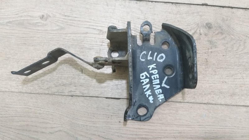 Запчасть крепление балки заднее левое Renault Clio 2008 CR K4M 8200297511 контрактная Крепление балки заднее левое Renault Clio 2008 CR K4M 8200297511 контрактная