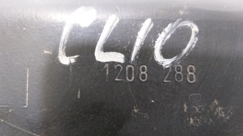 Крепление балки заднее левое Clio 2008 CR K4M Крепление балки заднее левое Clio 2008 CR K4M