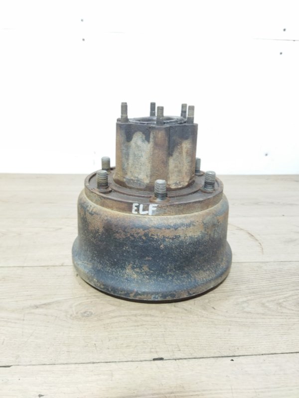 Ступица задняя Isuzu Elf 1989 NHR55 4JB1 Б/У