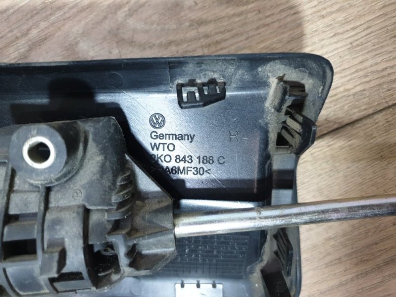 Ручка двери внутренняя задняя правая Volkswagen Caddy CBZA 2KJ