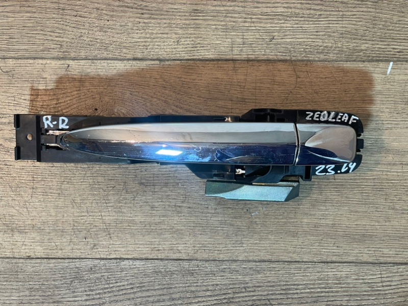 Ручка двери внешняя задняя правая Nissan Leaf 2011 ZE0 EM61 806461AA0A контрактная