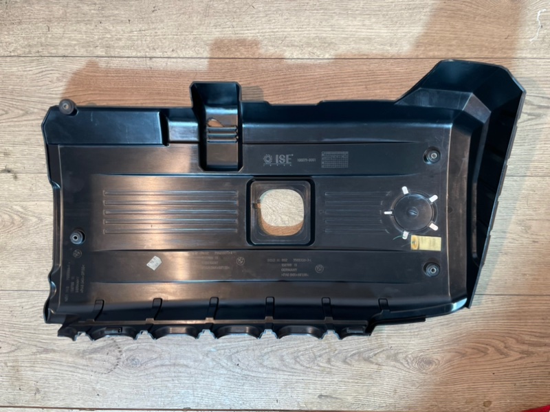 Крышка двигателя 3-Series 2007 VB23 N52B25A Крышка двигателя 3-Series 2007 VB23 N52B25A