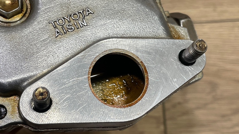 Насос масляный Camry 2003 ACV30 2AZFE