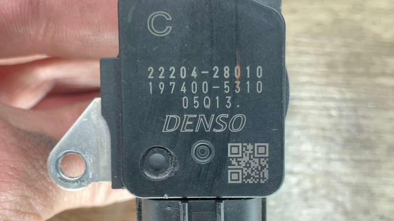 Датчик расхода воздуха Aqua 2013 NHP10 1NZFXE